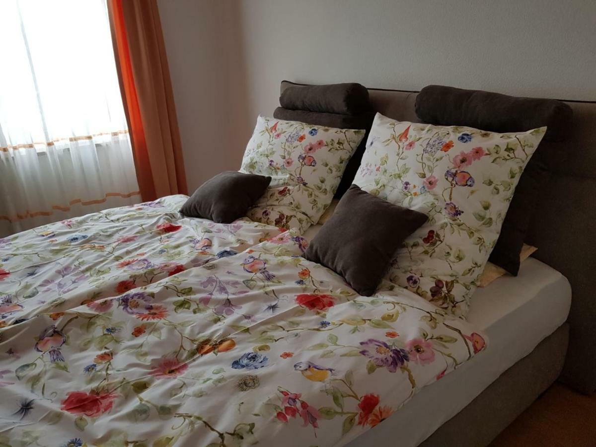 Ferienwohnung Zentrumsnah Esslingen am Neckar ภายนอก รูปภาพ